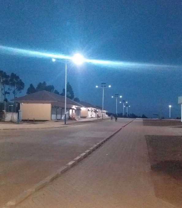 巴南区非洲科特迪瓦太阳能路灯工程